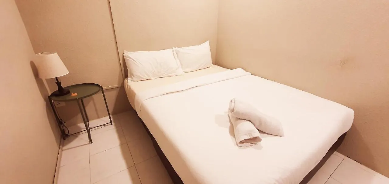 Penginapan4U Near Gurney Paragon Apartamento George Town 0*,  Malásia